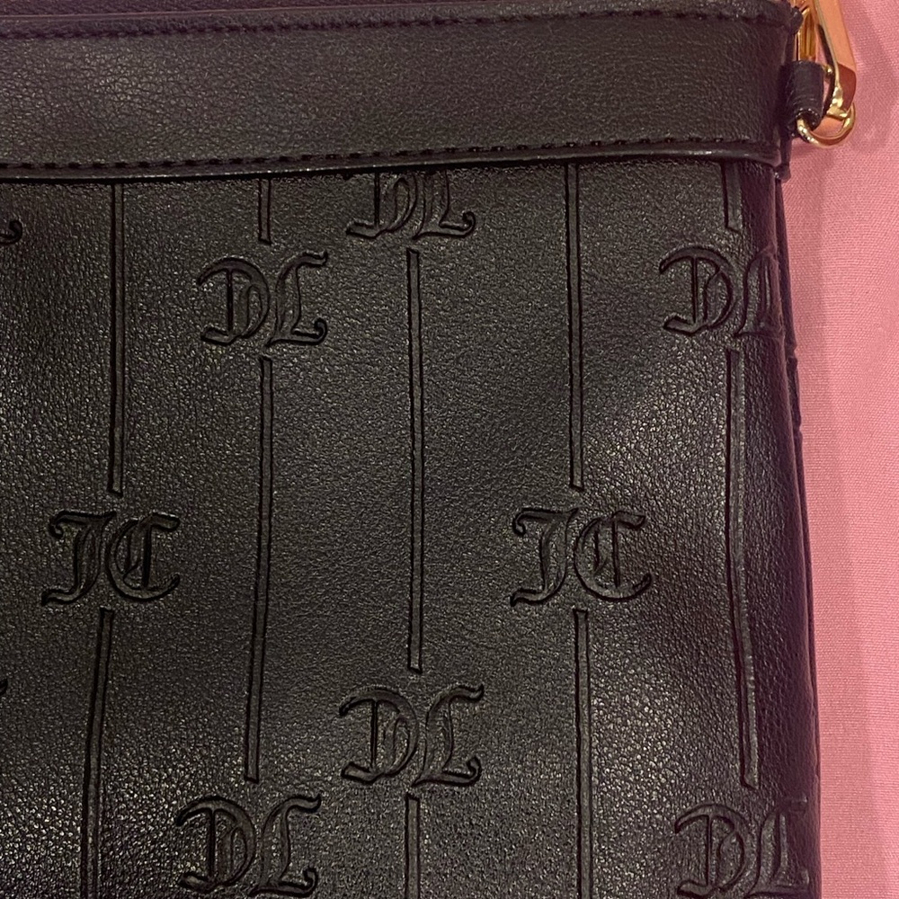 Juicy Couture Black Faux Leather Crossbody Bag with Gold Chain - Picture 11 of 11